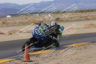 media/Dec-17-2022-SoCal Trackdays (Sat) [[224abd9271]]/Turn 9 Inside (1pm)/